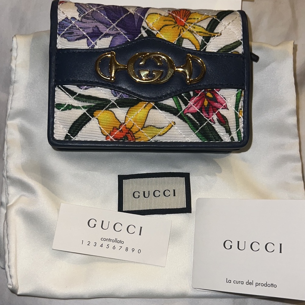 Gucci GG Trapuntata‎ Zumi Floral Wallet - Picture 8 of 16